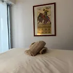 Du Couchant Apartment